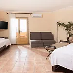 Appart hôtel Ammon Garden 3*