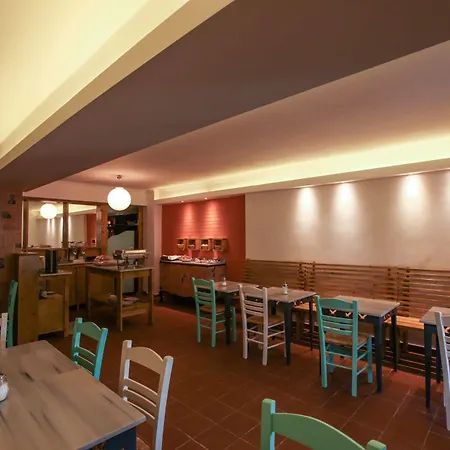 Ξενοδοχείο με διαμερίσματα Ammon Garden 3*