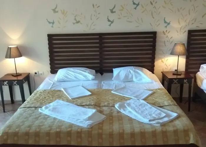 شقة فندقية Ammon Garden 3*