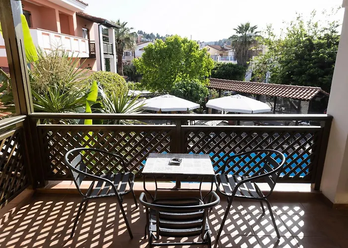 Ammon Garden 3* بيفكوهوري