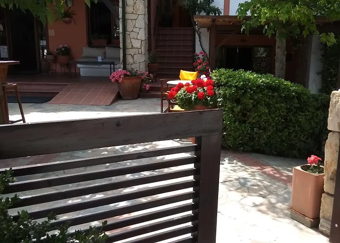 Ammon Garden 3* بيفكوهوري