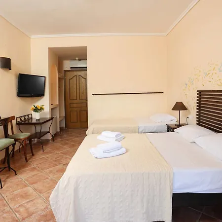 Ξενοδοχείο με διαμερίσματα Ammon Garden 3*