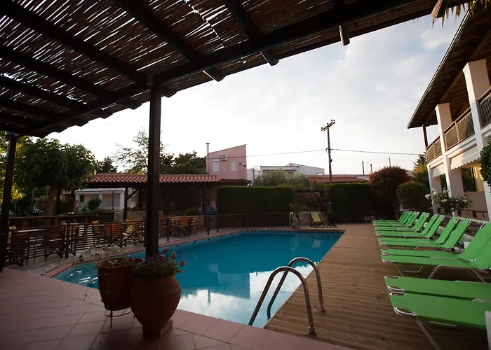 Apartmanhotel Ammon Garden 3*