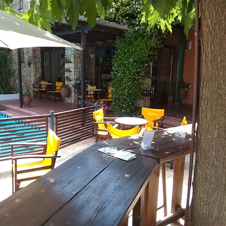 Apart-hotel Ammon Garden 3*